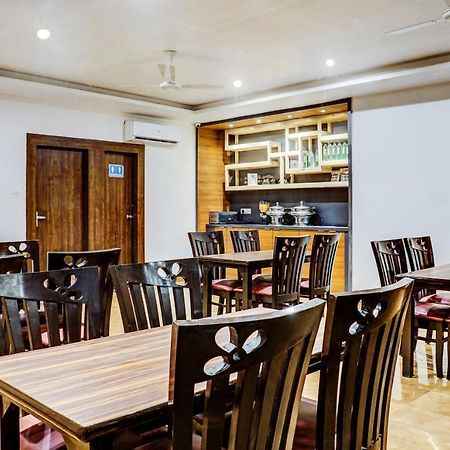 Treebo Trip Seven Olives Andheri มุมไบ ภายนอก รูปภาพ